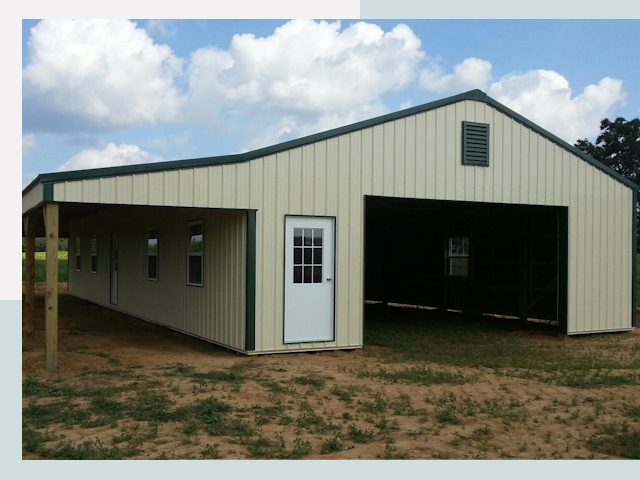 Строительство конюшен в Ахтубинске