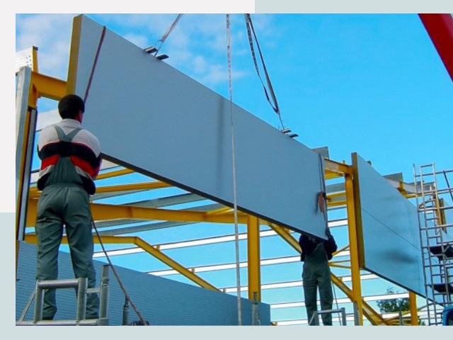 Монтаж сэндвич-панелей в Ахтубинске от 621 руб.